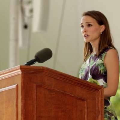 Где училась Натали Портман